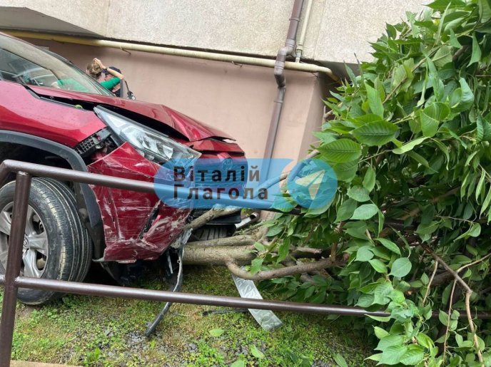 В Ужгороді сталась ДТП. Відомі перші подробиці – 01