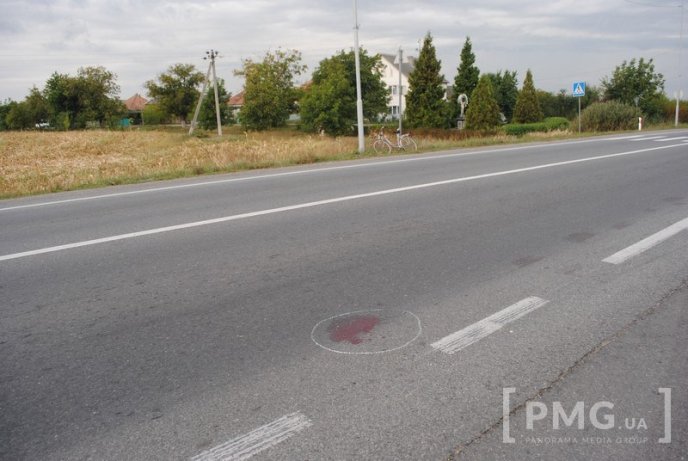 З’явились фото із місця ДТП у Старому Давидкові, де постраждало двоє школярів – 03