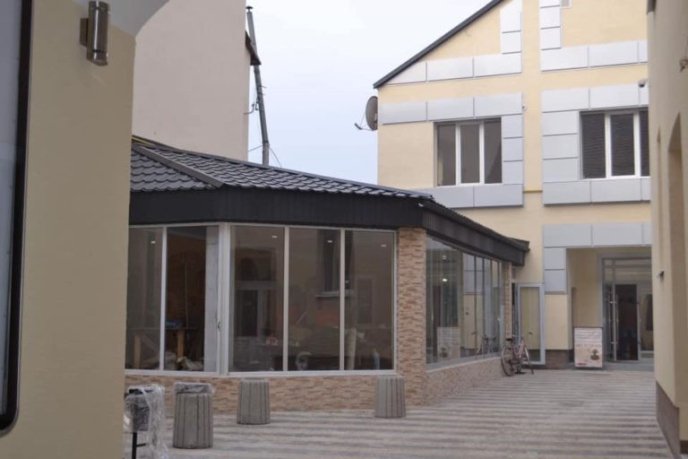 Валерій Лунченко запросив краян на відкриття нового театрального сезону в Закарпатському обласному театрі драми та комедії – 07