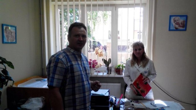 Напередодні свята медпрацівники Тячівщини і Рахівщини отримали подарунки – 02 Напередодні свята медпрацівники Тячівщини і Рахівщини отримали подарунки – 02