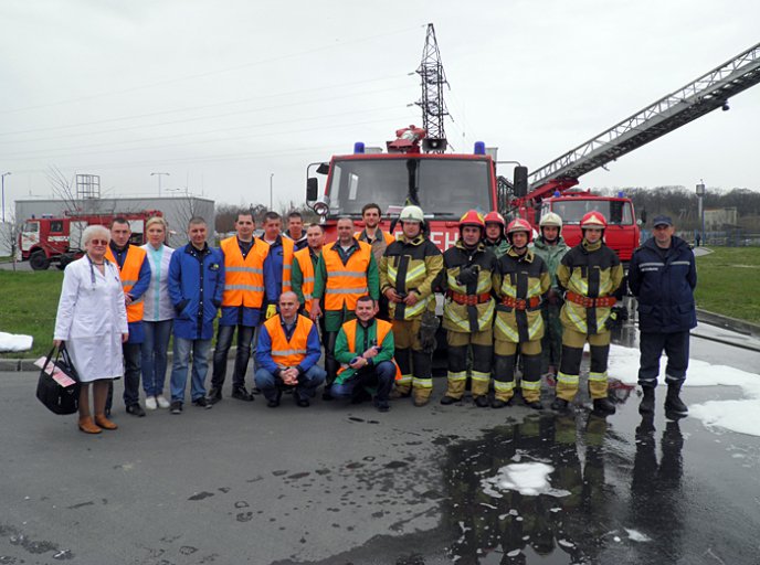 Ужгородські вогнеборці ліквідували пожежу на заводі "Джейбіл" – 06