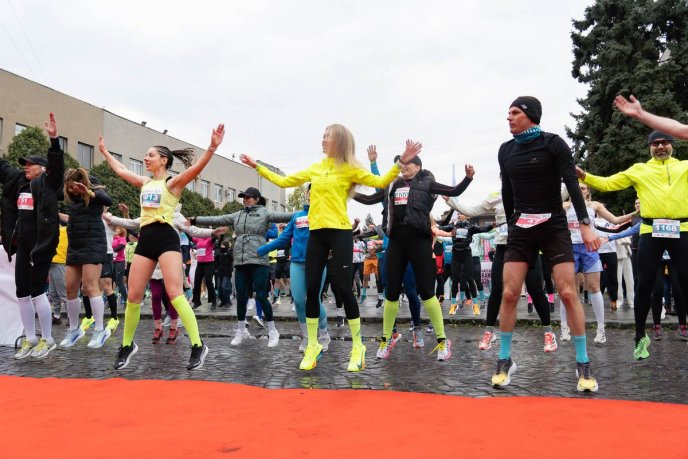 Відбувся Uzhhorod Half Marathon 2025. На підтримку ЗСУ зібрали понад 3,4 мільйони гривень – 07 Відбувся Uzhhorod Half Marathon 2025. На підтримку ЗСУ зібрали понад 3,4 мільйони гривень – 07
