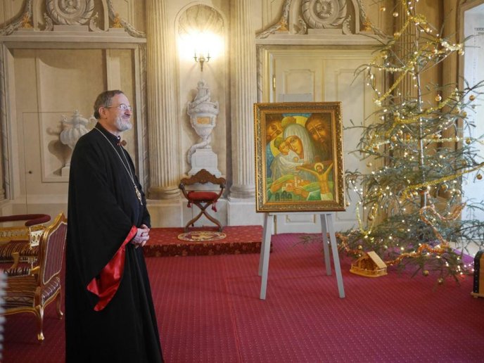 Ужгородських художник передав копію картини Трійці резиденції греко-католицьких єпископів – 03