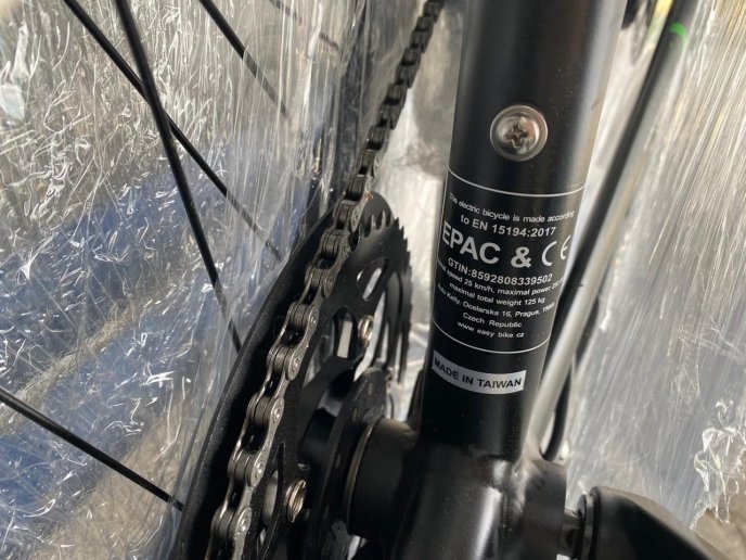 Митники вилучили велосипеди вартістю майже 3 тисячі євро – 02