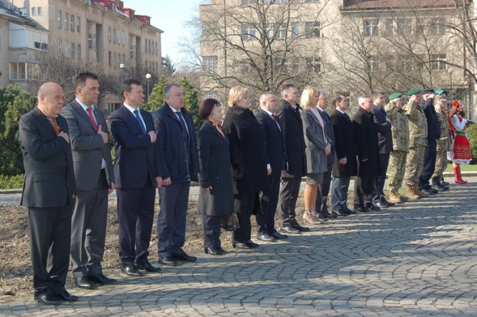 Ужгородці вшанували пам’ять Тараса Шевченка – 03