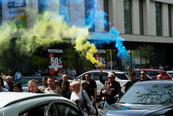 Поховали молодого військового, який загинув на фронті – 08 Поховали молодого військового, який загинув на фронті – 08