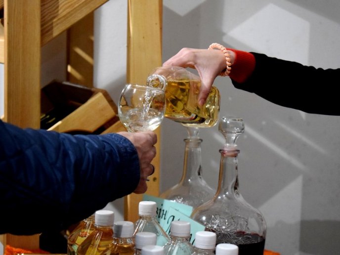 В Ужгороді триває фестиваль молодого вина “Закарпатське Божоле” – 37