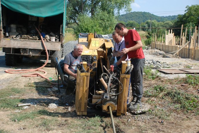 В одному з мікрорайонів Іршави розпочалось будівництво каналізації – 03