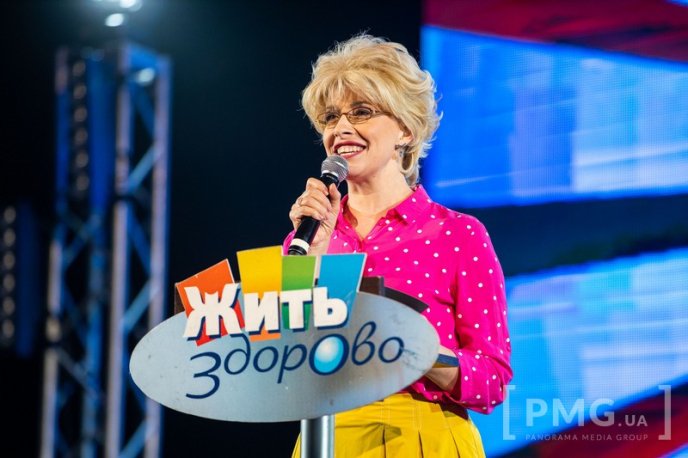 Зеленський з «Кварталом 95» в Ужгороді: Агітувати не збираємось, однак закликаємо всіх прийти на вибори – 24