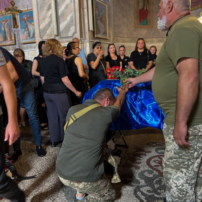 Мукачево провело в останню путь полеглого воїна – 04 Мукачево провело в останню путь полеглого воїна – 04