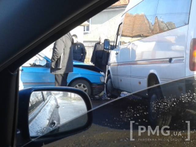 Зранку у Павшині зіткнулись три автомобілі – 04