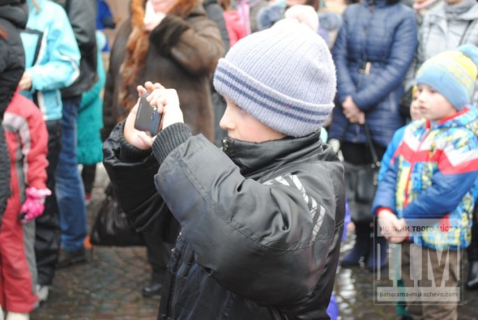 У Мукачеві офіційно розпочався фестиваль "Червене вино - 2015" (ФОТОРЕПОРТАЖ) – 02