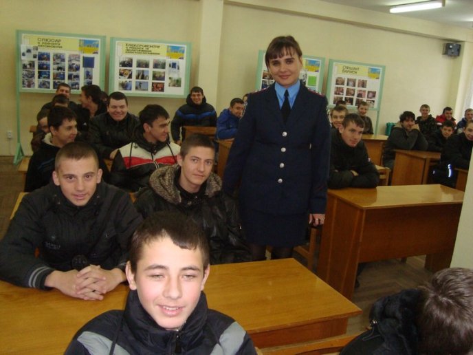 Правоохоронці Мукачівщини відвідали навчальні заклади міста та району (ФОТО) – 04