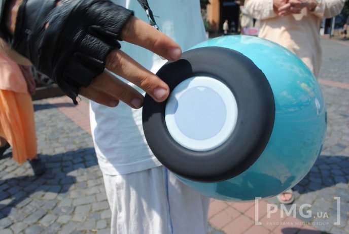 У центрі Мукачева виступають кришнаїти – 10