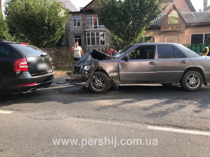 Вранці у Мукачеві сталася масштабна аварія – 04