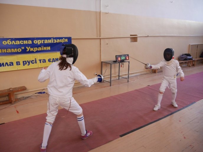 В Ужгороді стартував міжнародний турнір із фехтування – 01