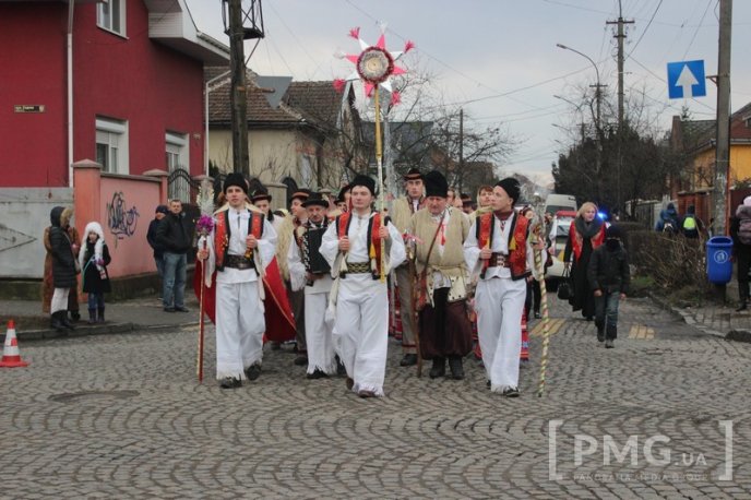 У Мукачеві урочисто відкрили фестиваль "Червене вино – 2016" – 31