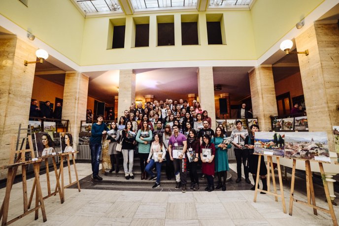 В Ужгороді нагороджували переможців мистецького конкурсу "Срібний мольберт" – 17