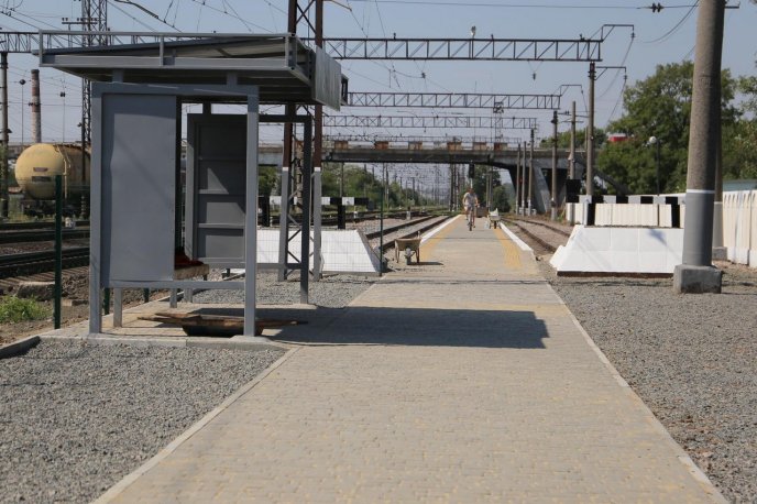 На одній із мукачівських вулиць завершують благоустрій території – 04