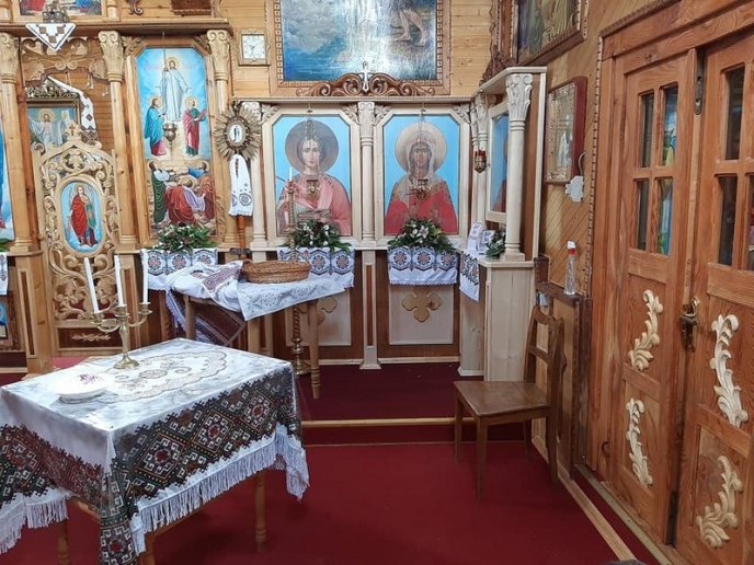 На Закарпатті обікрали церкву. Винесли сейф із грошима – 01