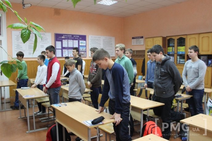 У Мукачівській ЗОШ №4 відбулась перша лекція в рамках проекту “Школа змін” – 01 У Мукачівській ЗОШ №4 відбулась перша лекція в рамках проекту “Школа змін” – 01