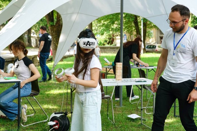 В Ужгороді провели свято для дітей – 07