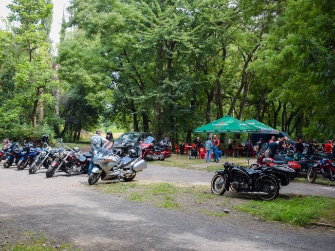 В Ужгороді провели благодійну акцію для осіб з інвалідністю – 05