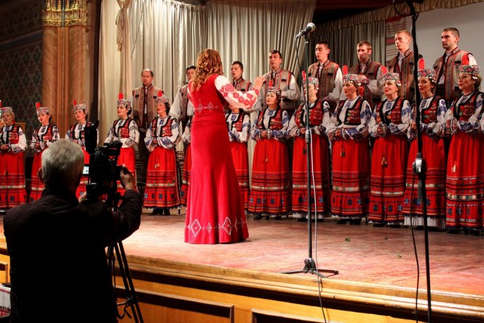 Закарпатський народний хор відзначив своє 70-річчя – 01