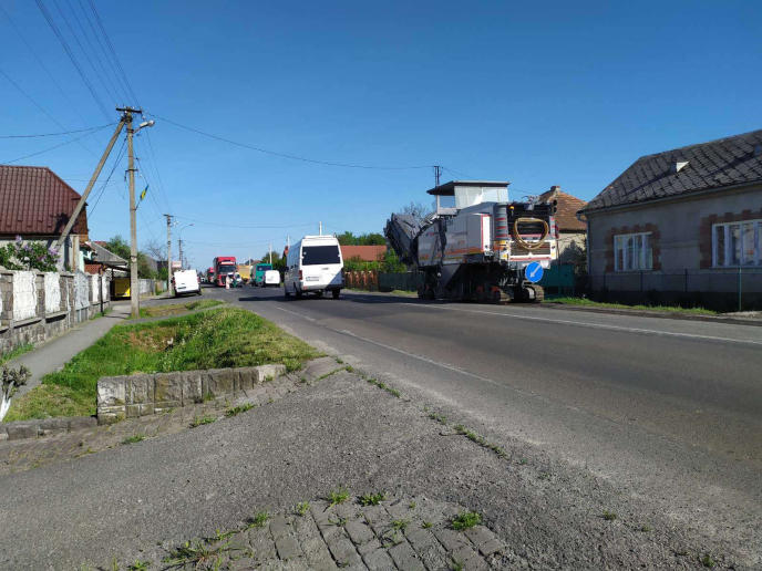 Затори на трасі Київ-Чоп: водіям розповіли, доки триватимуть ремонти – 01 Відомо, доки триватиме ремонт на трасі Київ-Чоп
