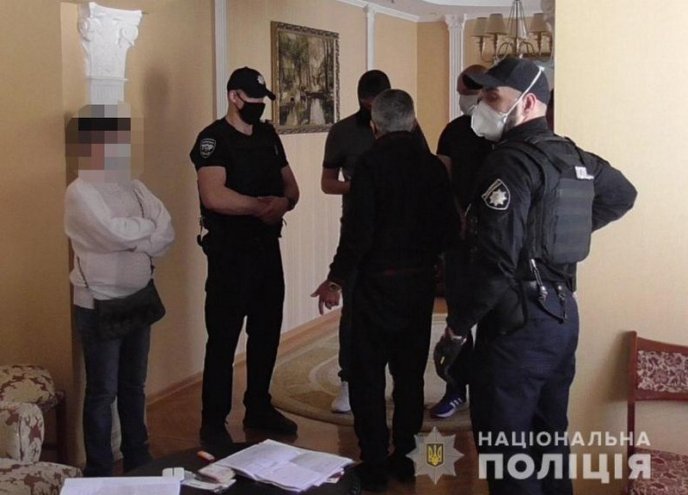 На Закарпатті затримали кримінального авторитета: оприлюднено відео – 01