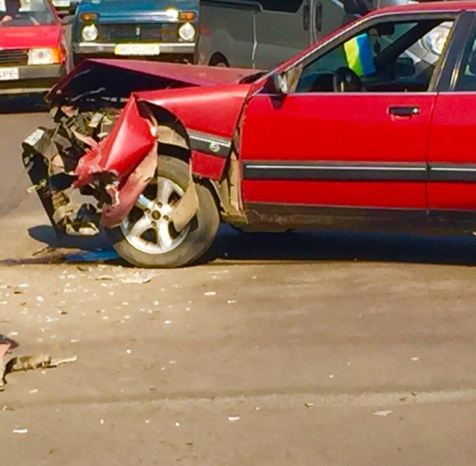 В Ужгороді сталося потрійне ДТП – 06