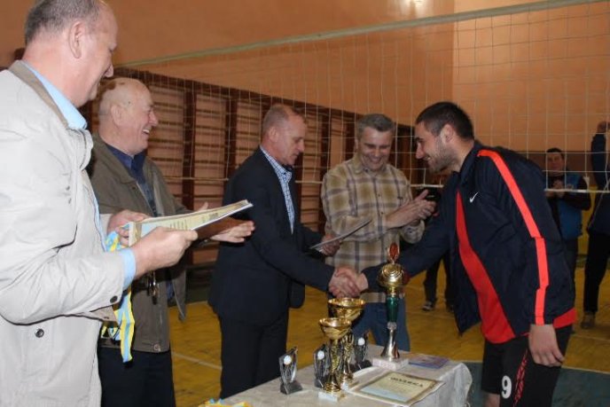 Волейбольний турнір пройшов у Дубовому – 08