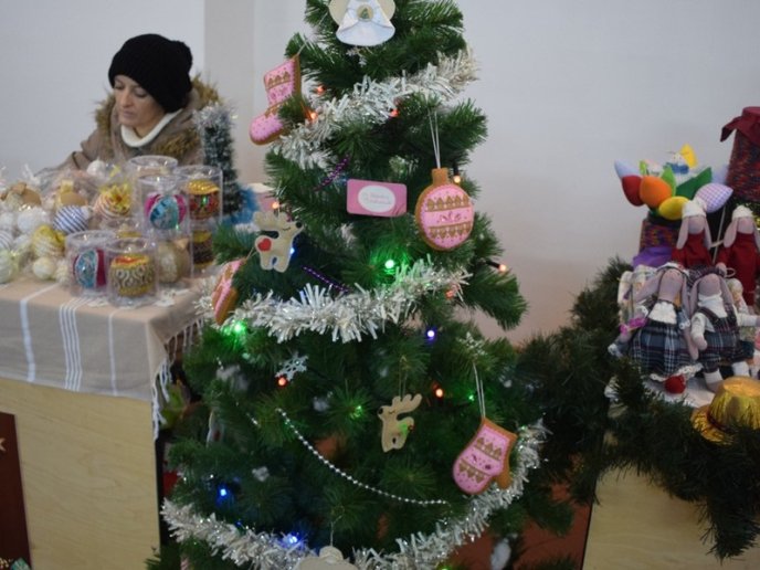 В Ужгороді триває "Закарпатський фестиваль пряників" – 11