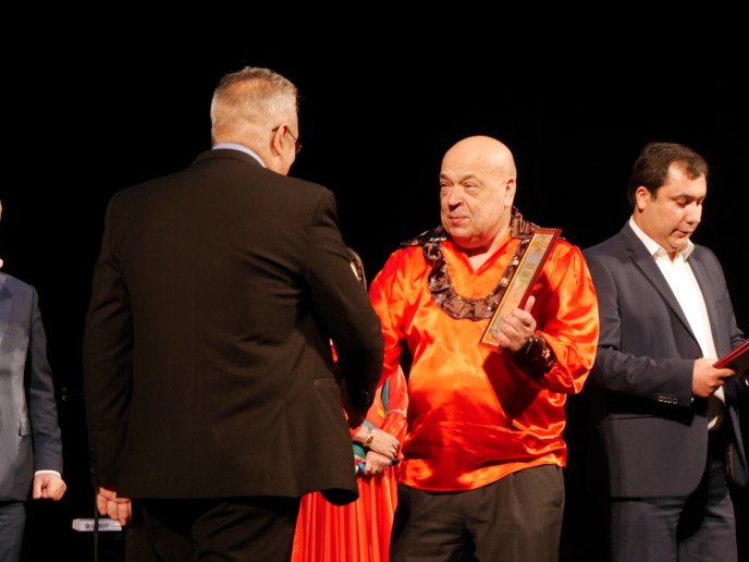 В Ужгороді урочисто відзначили Міжнародний день ромів – 06