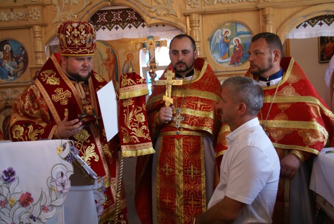 У Буштині відбулось храмове свято за участі духовенства УПЦ КП – 13