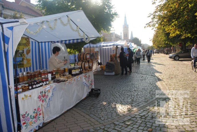 Протягом наступних трьох днів мукачівці відчують солодкий смак життя (ФОТОРЕПОРТАЖ) – 08
