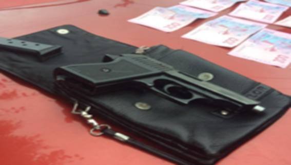 Спецоперація у Мукачеві: за торгівлю наркотиками правоохоронці затримали прикордонника – 05