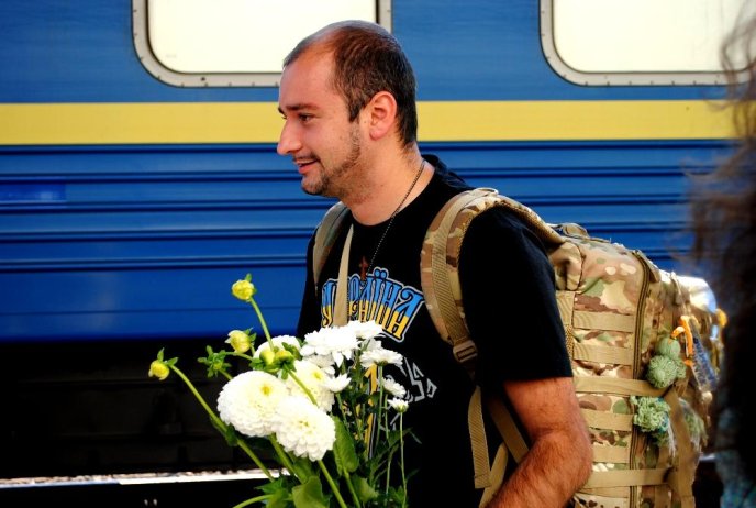 Народний герой України, хірург Олександр Данилюк повернувся на Закарпаття із зони АТО – 03