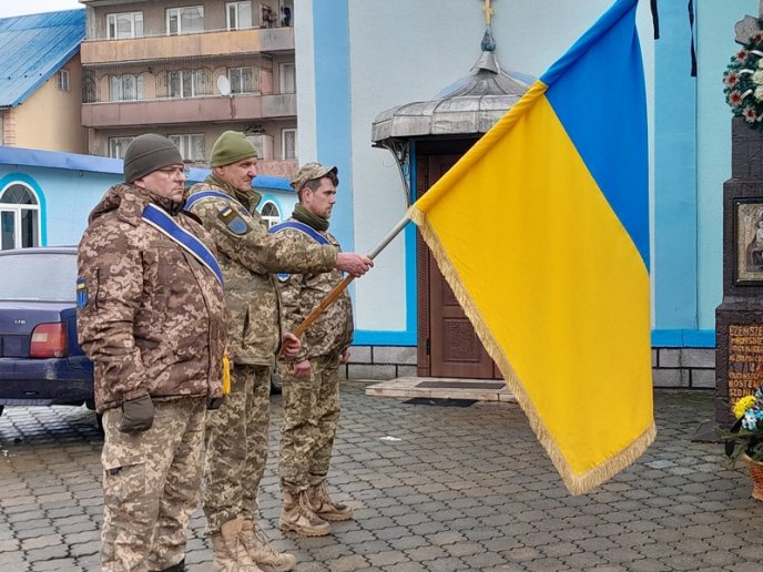 На війні загинув 30-річний житель Закарпаття – 04