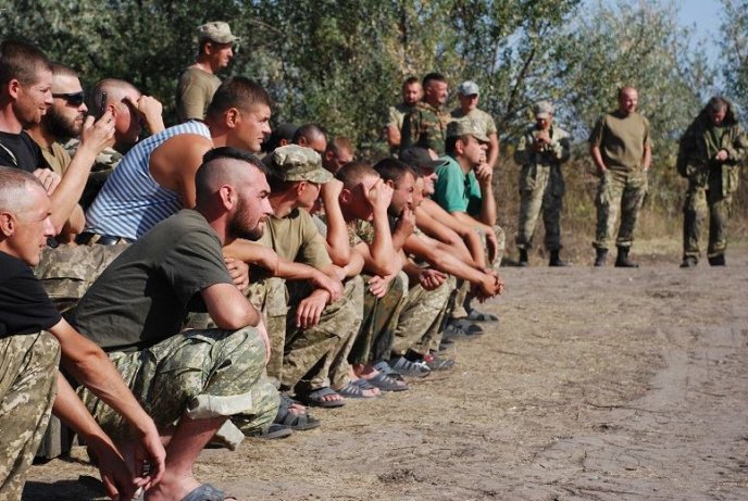 Для військовослужбовців зі 128-ї бригади влаштували фронтовий концерт – 03