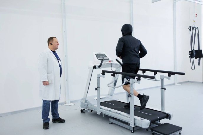 Закарпатці можуть безоплатно отримати послуги з ендопротезування у місцевих лікарнях – 02