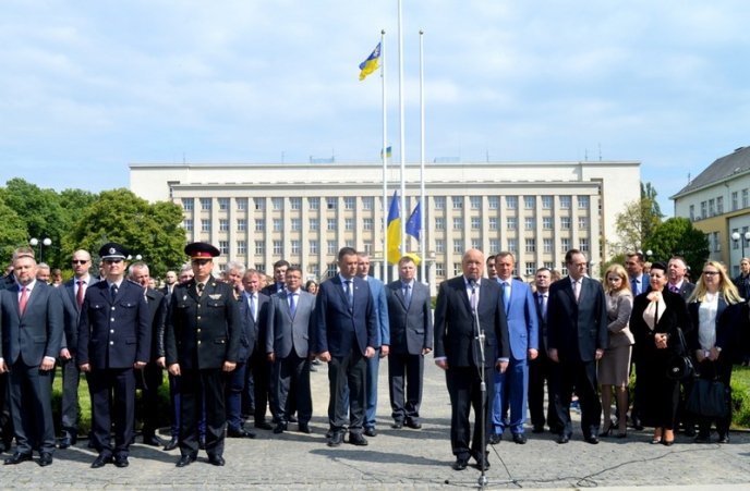 Як в Ужгороді святкували схвалення безвізу для України – 02