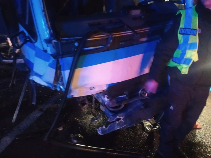 ЗМІ повідомляють, що автобус сполученням Коломия-Мукачево потрапив у ДТП – 03 ЗМІ повідомляють, що автобус сполученням Коломия-Мукачево потрапив у ДТП – 03