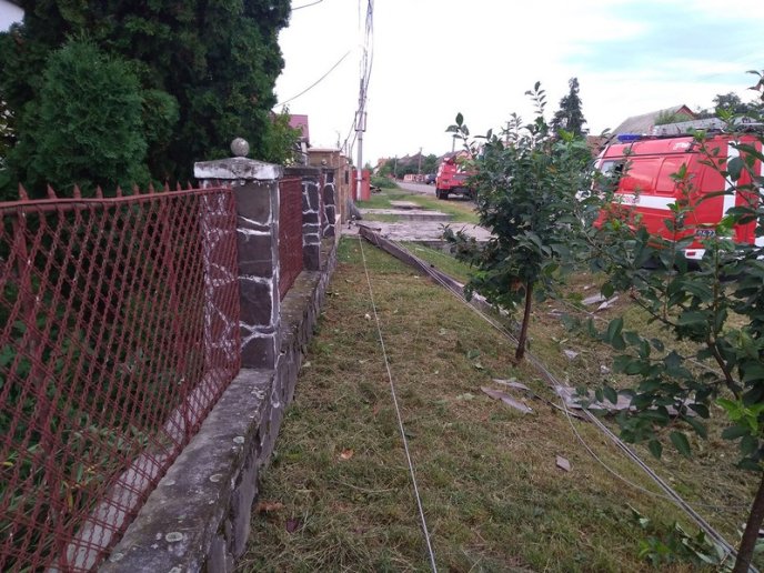 Через негоду на Закарпатті знеструмлено 26 населених пунктів – 05