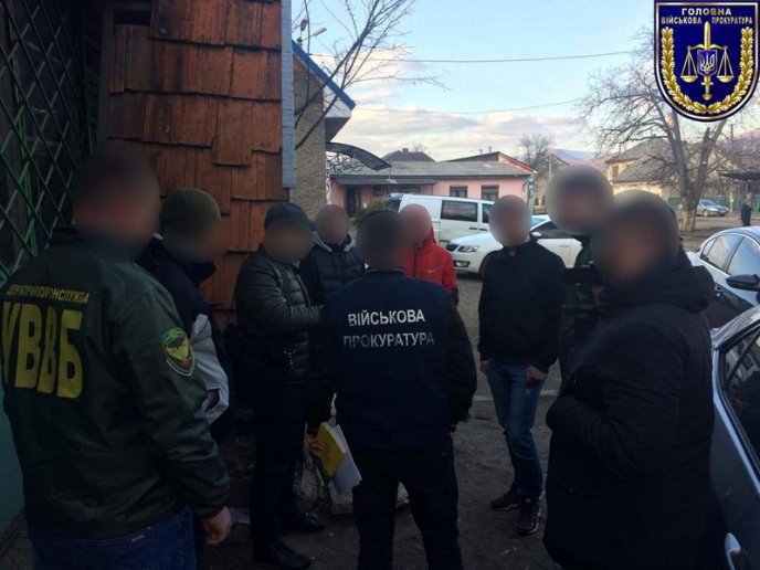 Закарпатський прикордонник "погорів" на хабарі – 01 Закарпатський прикордонник "погорів" на хабарі – 01