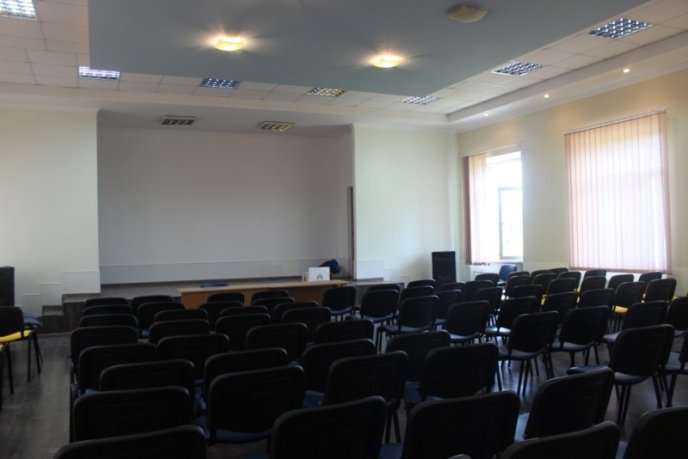 Ужгородська школа з європейським вектором розвитку та навчання – 03