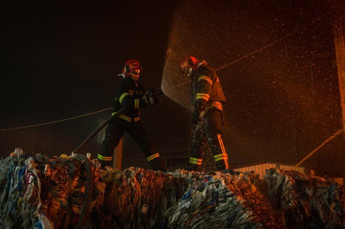 19 людей загинули, ще 105 – травмовані: рятувальники про наслідки вчорашніх ударів по Україні – 03