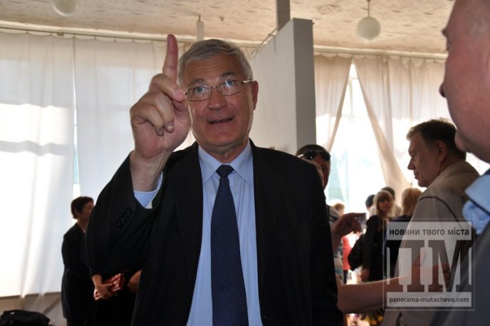 У Мукачеві відкрилась персональна виставка картин Юрія Сяркевича (ФОТОРЕПОРТАЖ) – 21