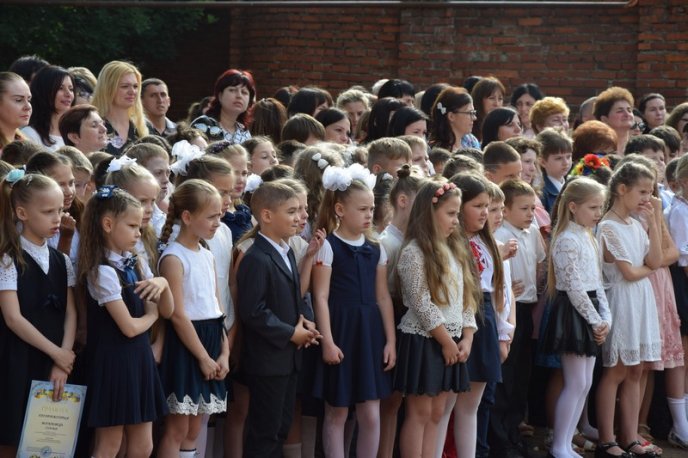 У школах Мукачева пролунав останній дзвінок – 26