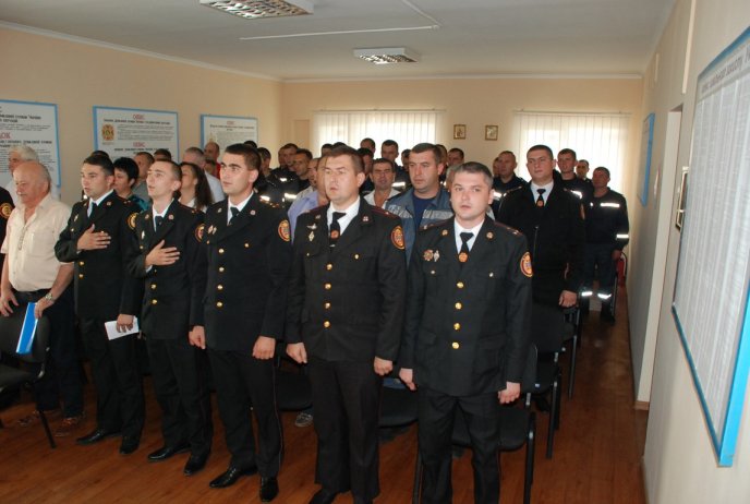Іршавських рятуальників представники влади привітали з професійним святом – 02